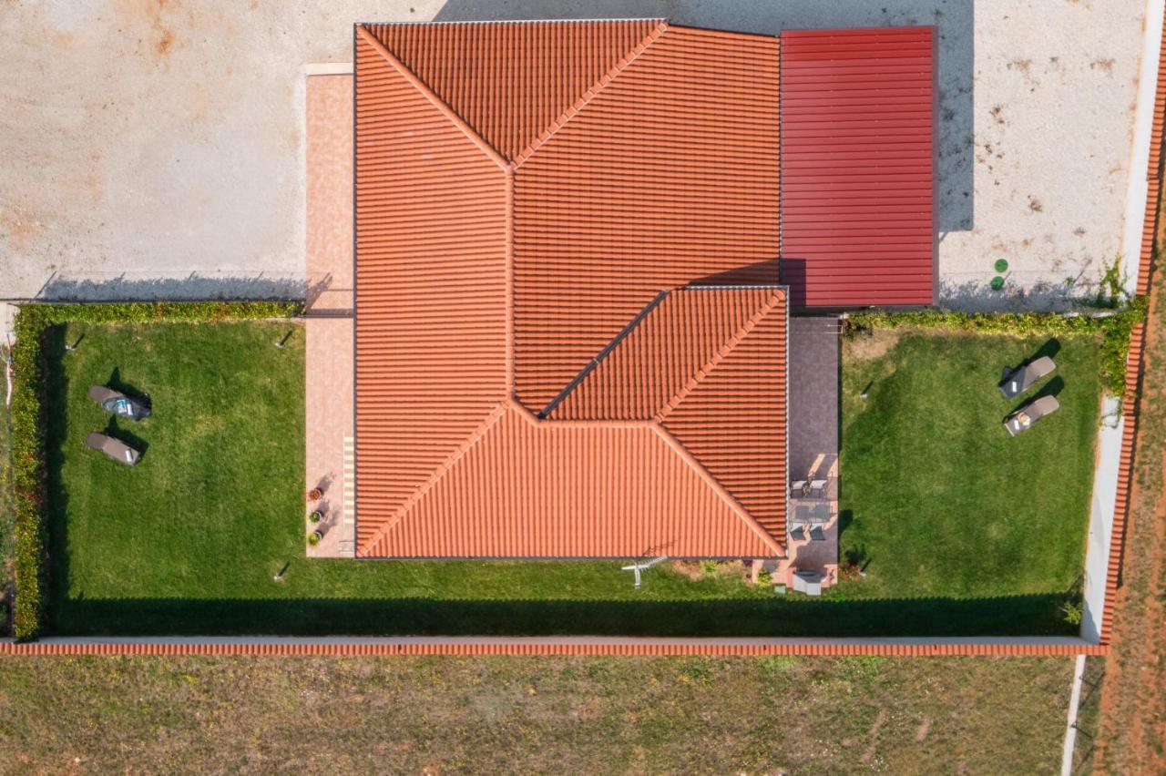 Villa Gracia Sveti Lovreč Pazenatički Eksteriør billede